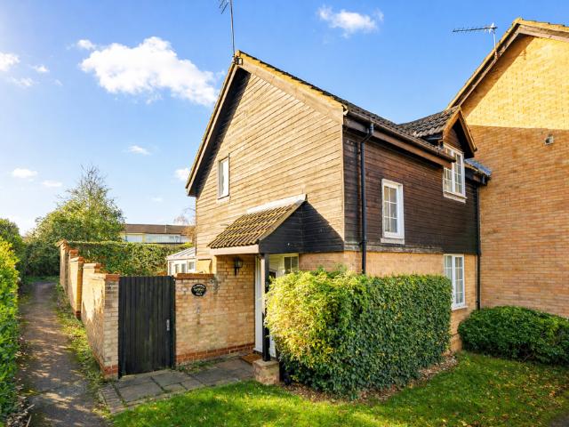 House for sale in Five Acres, Hertfordshire