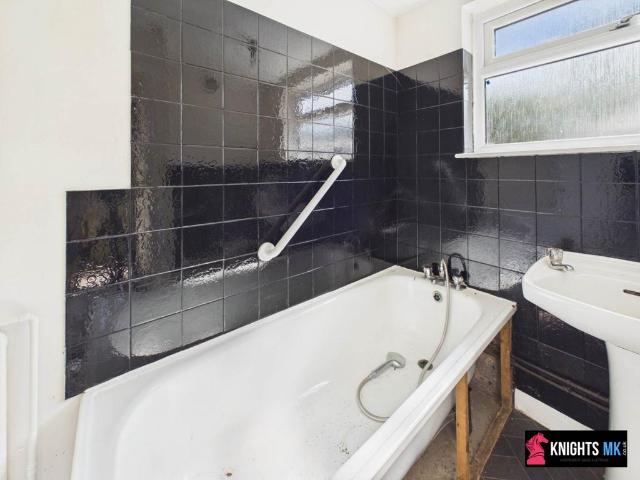 House for sale in Poets Estate, Newport Pagnell