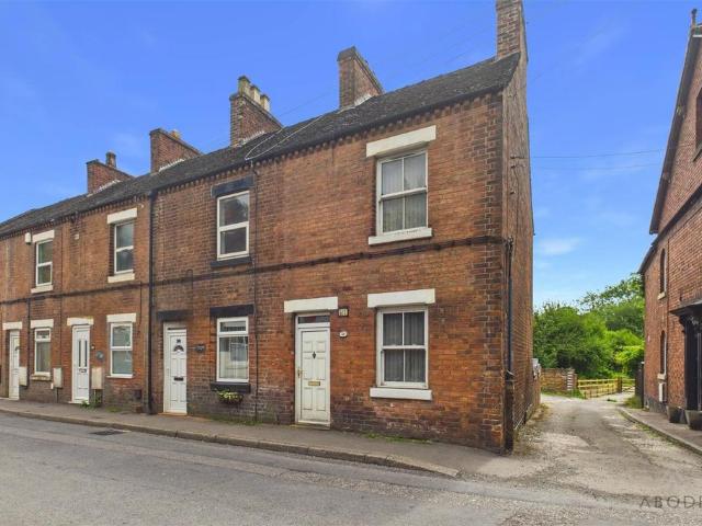 House for sale in Froggatt, East Midlands