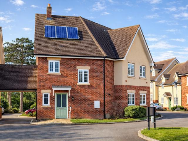 House for sale in Chipping Hill, Essex