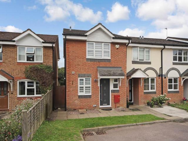 House for sale in Pouchen End, Hertfordshire