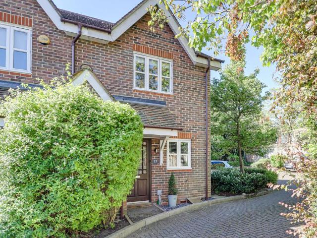 House for sale in St Albans, Five Acres