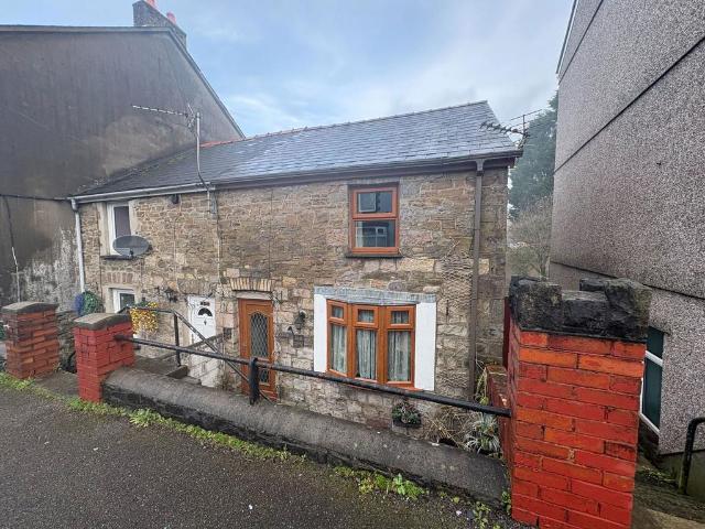 House for sale in Cwmamman, Cwmaman