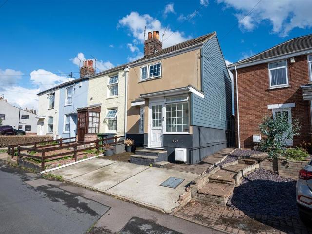 House for sale in Southtown, Stokesby