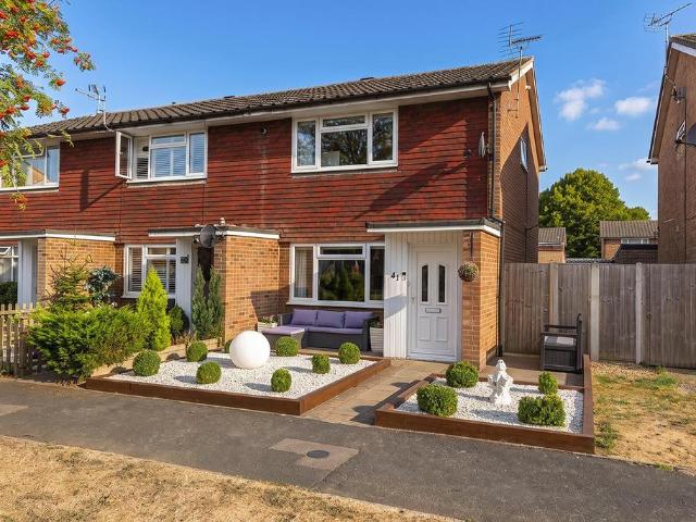 House for sale in Hale Street, Tonbridge and Malling