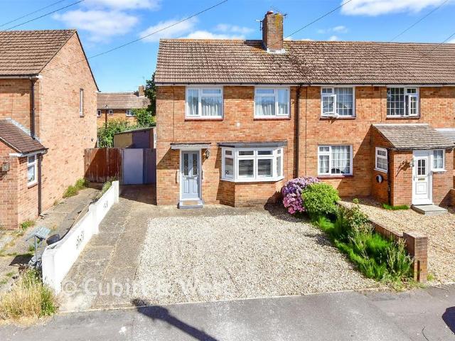 House for sale in Spring Vale, Hampshire