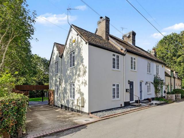 House for sale in King's Walden, Hertfordshire