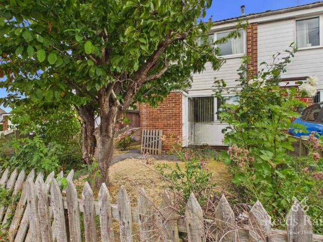 House for sale in Mission Rooms Allotments, Wakefield