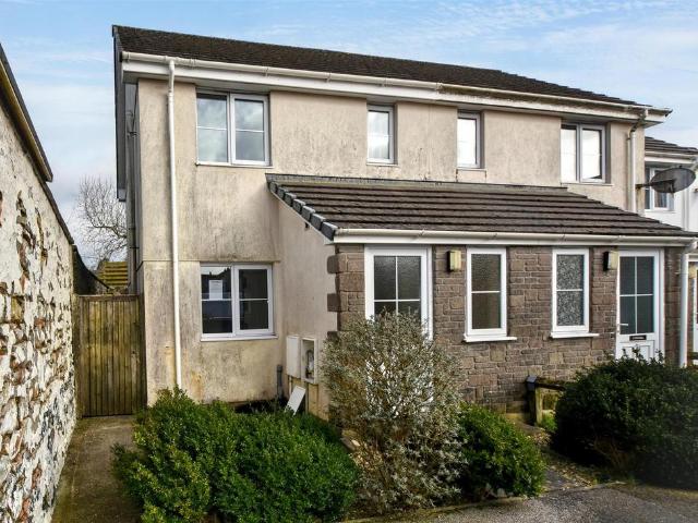 House for sale in Roseworthy, Cornwall
