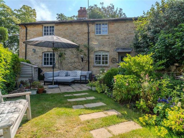 House for sale in Fossebridge, Gloucestershire