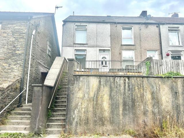 House for sale in Pontycymer, Wales