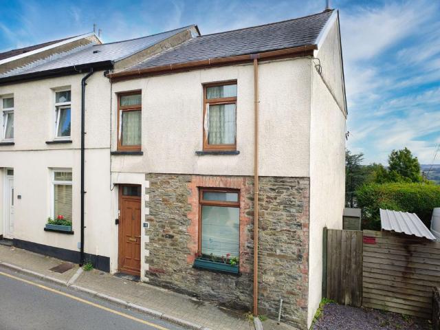 House for sale in Llantrisant, Wales