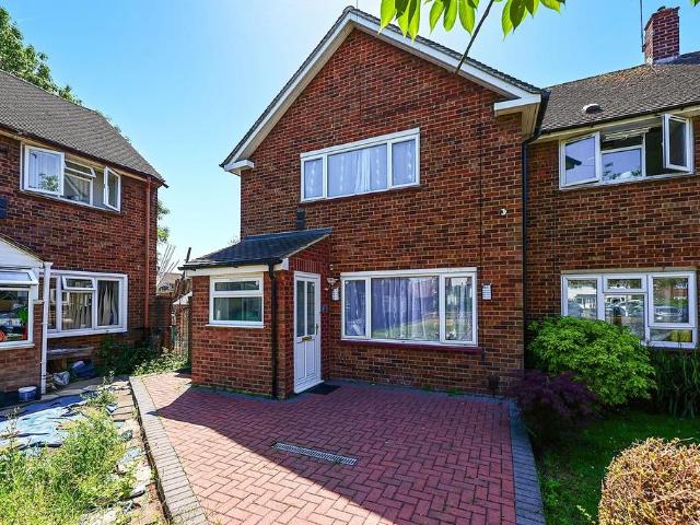 House for sale in Lower Halliford, Surrey