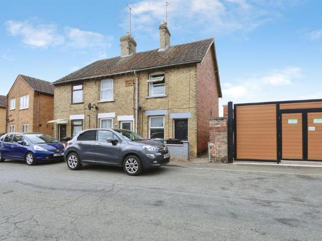House for sale in The Croft, Barholm