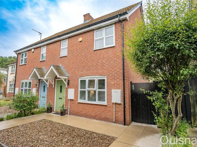 House for sale in Bromsgrove, Worcestershire