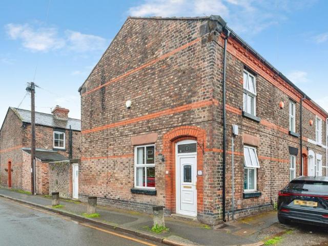 House for sale in Calderstones