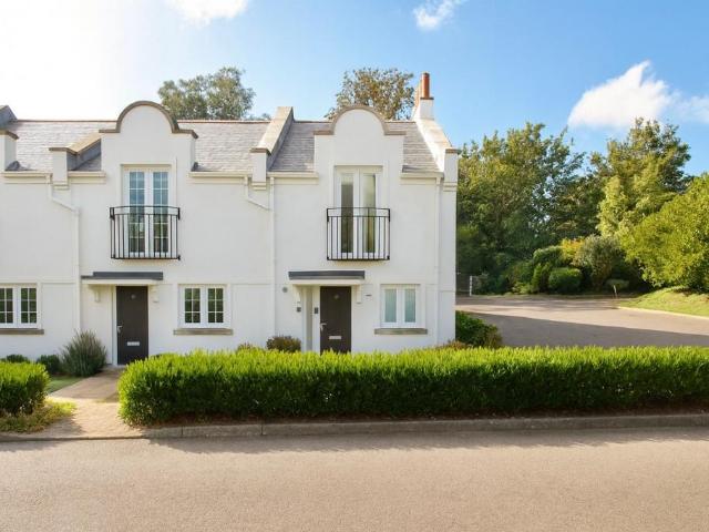 House for sale in West Cliff, Acol