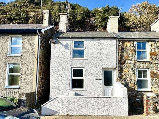 House for sale in Pwllheli