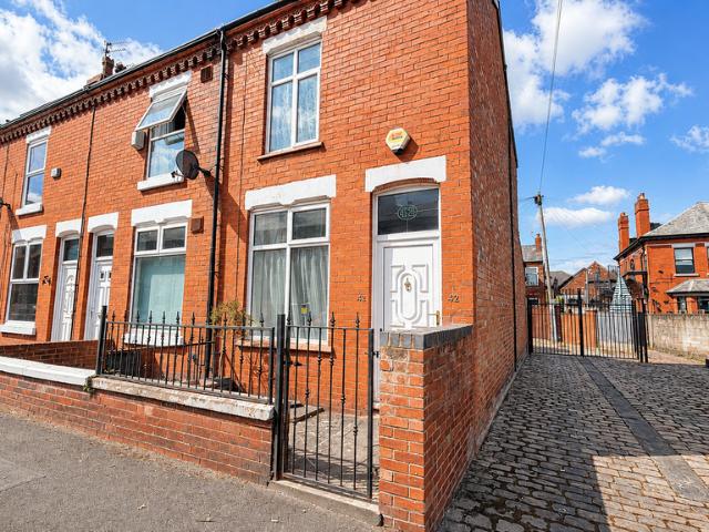 House for sale in Cheadle, Stockport