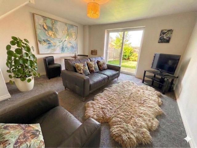 House for sale in Hamilton, Old Wharf