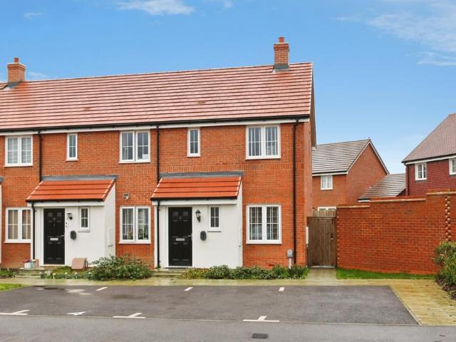 House for sale in Sandown Park, Kent