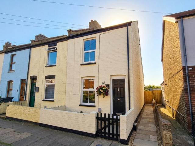 House for sale in Middle Deal, Ash