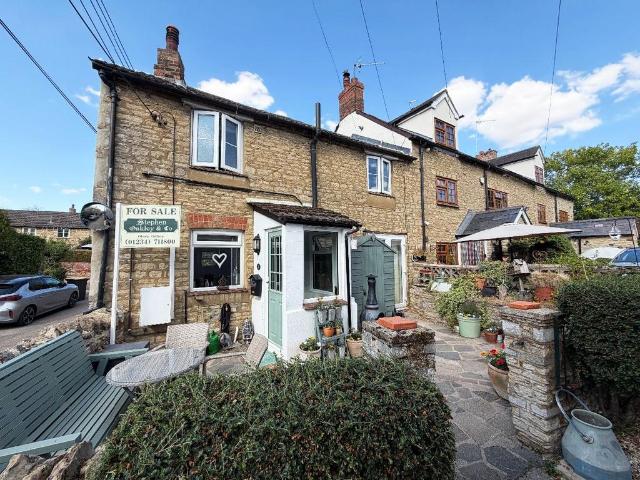 House for sale in Harrold, Bedford