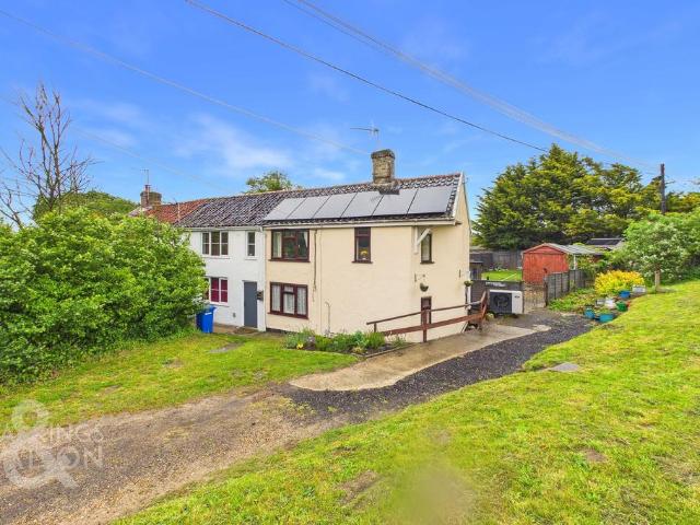 House for sale in Eastbridge, Suffolk