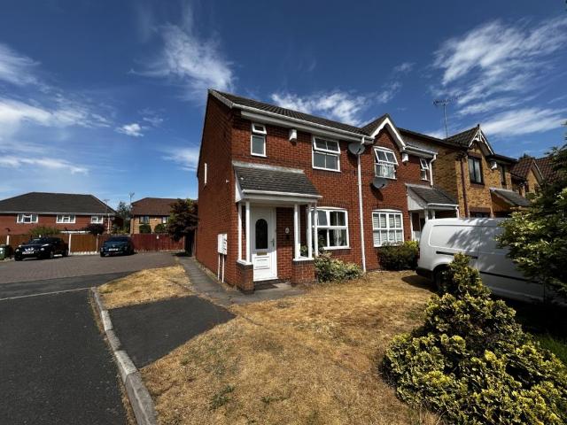 House for sale in Darlaston, West Midlands