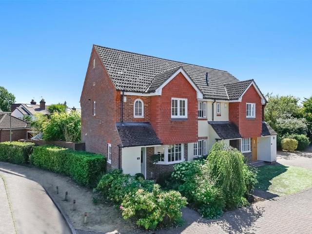 House for sale in Red Hill, Surrey