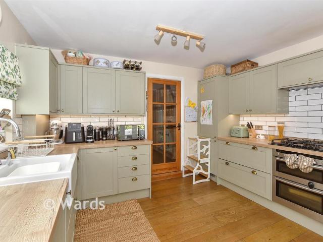House for sale in Brabourne Lees, Bridgefield