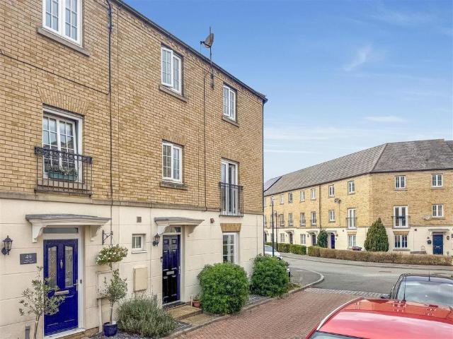 House for sale in Oxley Park, Milton Keynes