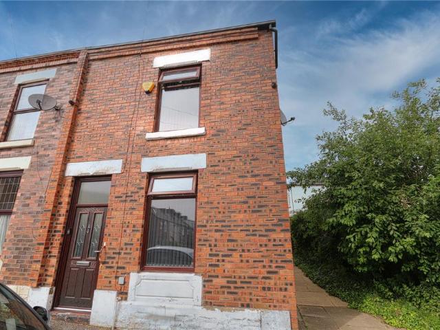 House for sale in Hurst Cross, Greenheys
