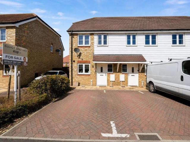 House for sale in Oad Street, Kent