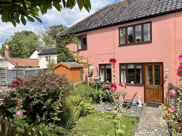 House for sale in Bedingfield, Suffolk