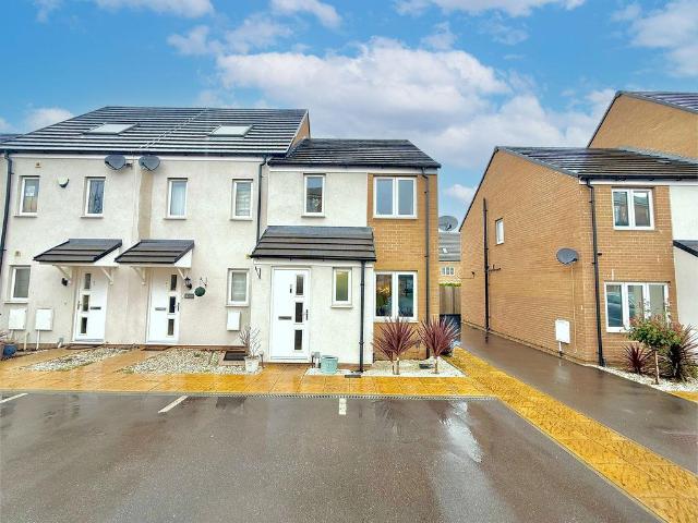 House for sale in Dunstable, Isle Of Man
