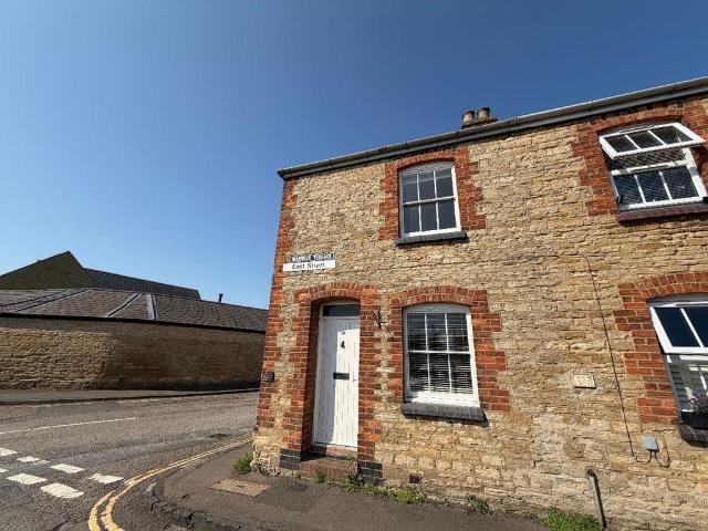 House for sale in Olney