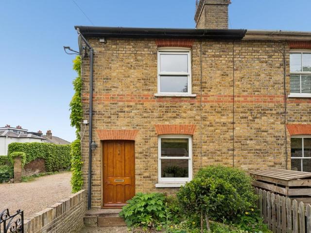 House for sale in Iver