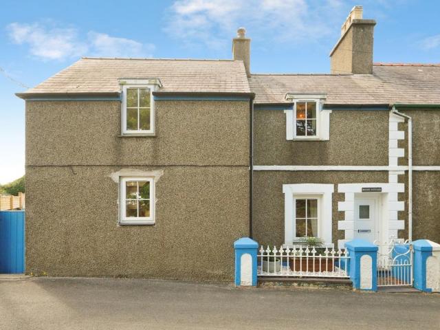 House for sale in Morfa Nefyn, Wales