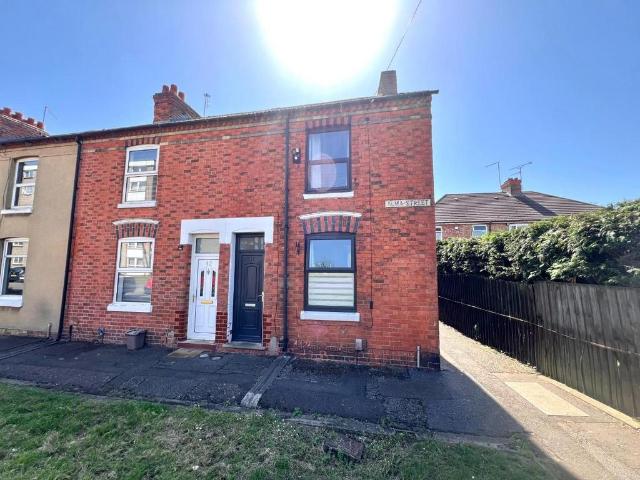 House for sale in Spencer, Northampton