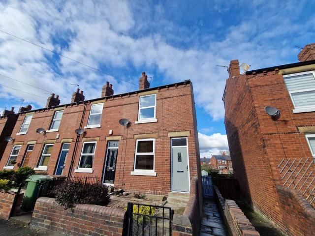 House for sale in Horbury, West Yorkshire