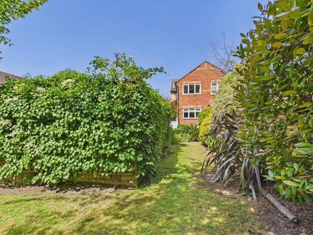 House for sale in Chepping Wycombe, Loudwater
