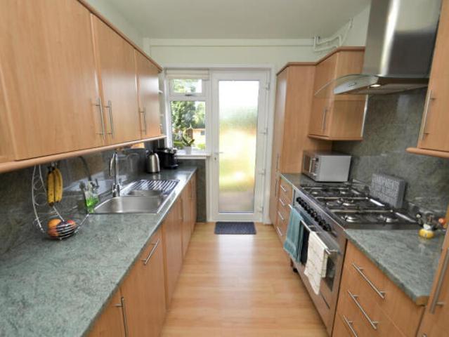 Cottage for sale in Pollok, Glasgow
