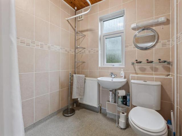Cottage for sale in Milngavie, Scotland