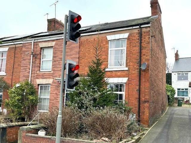 House for sale in Kedleston, East Midlands