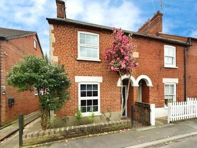 House for sale in Ascot