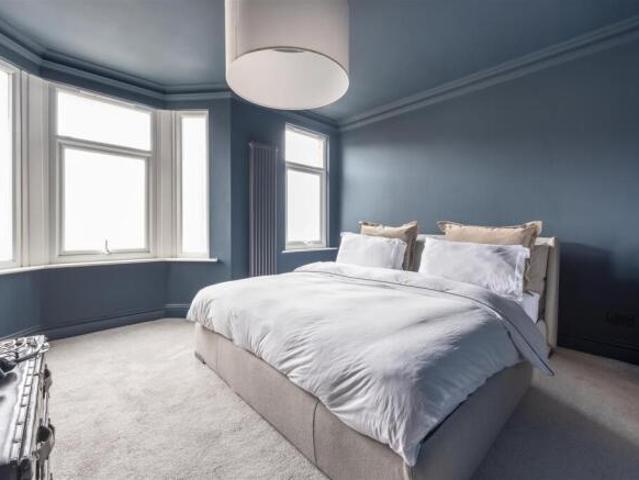 Cottage for sale in South Woodford, Greater London