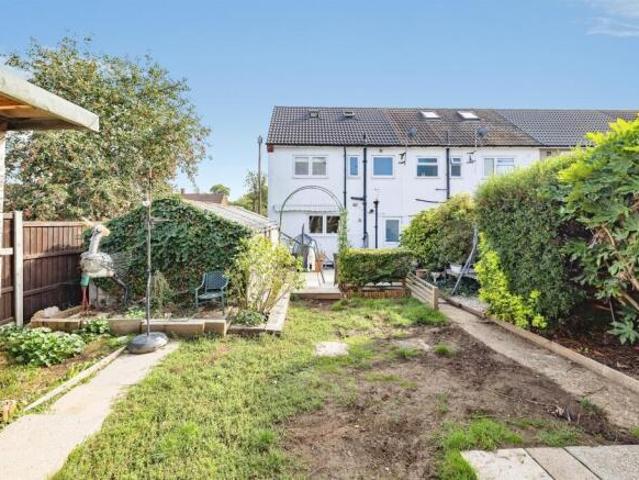 Cottage for sale in Watford, Hertfordshire