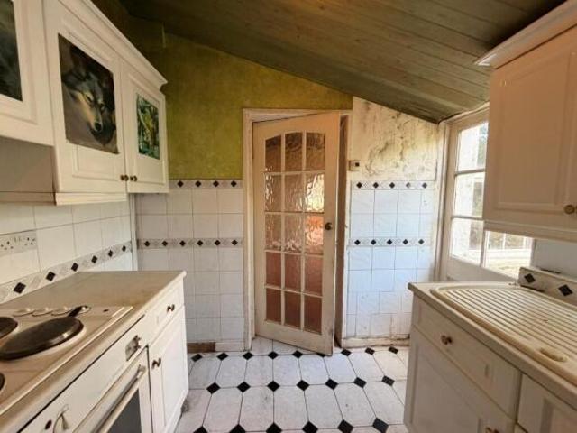 Cottage for sale in East Twerton, Dulcote