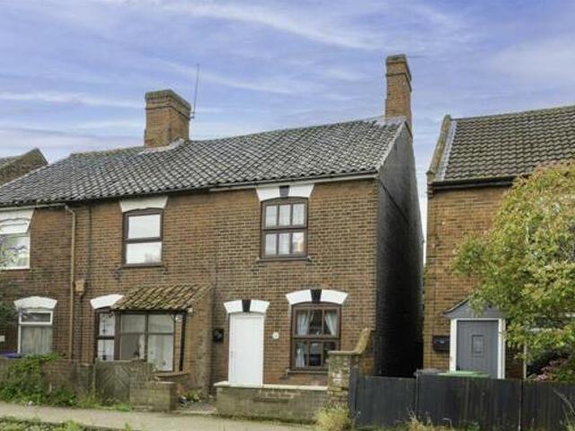 House for sale in Beccles, East Suffolk